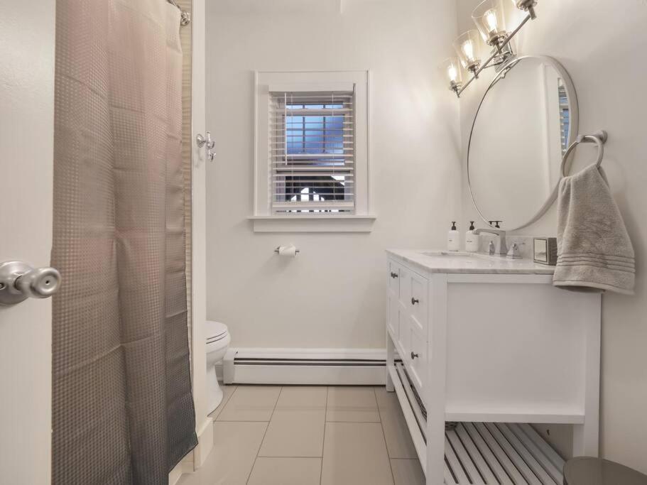 ניוברג Midcentury Mod Suite, Hudson River/Mt Beacon Views מראה חיצוני תמונה